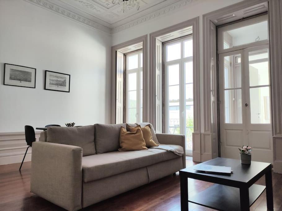 Alvares Cabral Apartamento C Apartment Порто Екстериор снимка