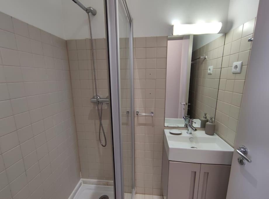 Alvares Cabral Apartamento C Apartment Порто Екстериор снимка